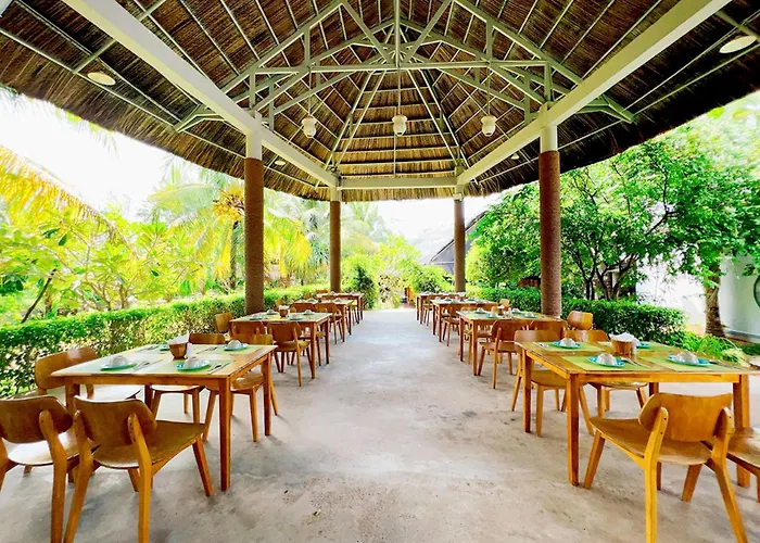 Warm Ways Ocean Khu nghỉ mát Phan Thiết