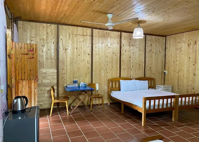 Warm Ways Ocean Khu nghỉ mát 4*